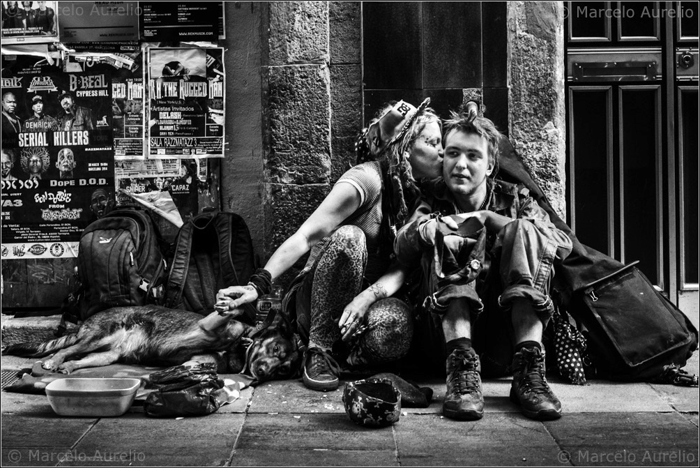 Kayla, Petaka y Shirma. Barcelona, 2014.  © Marcelo Aurelio